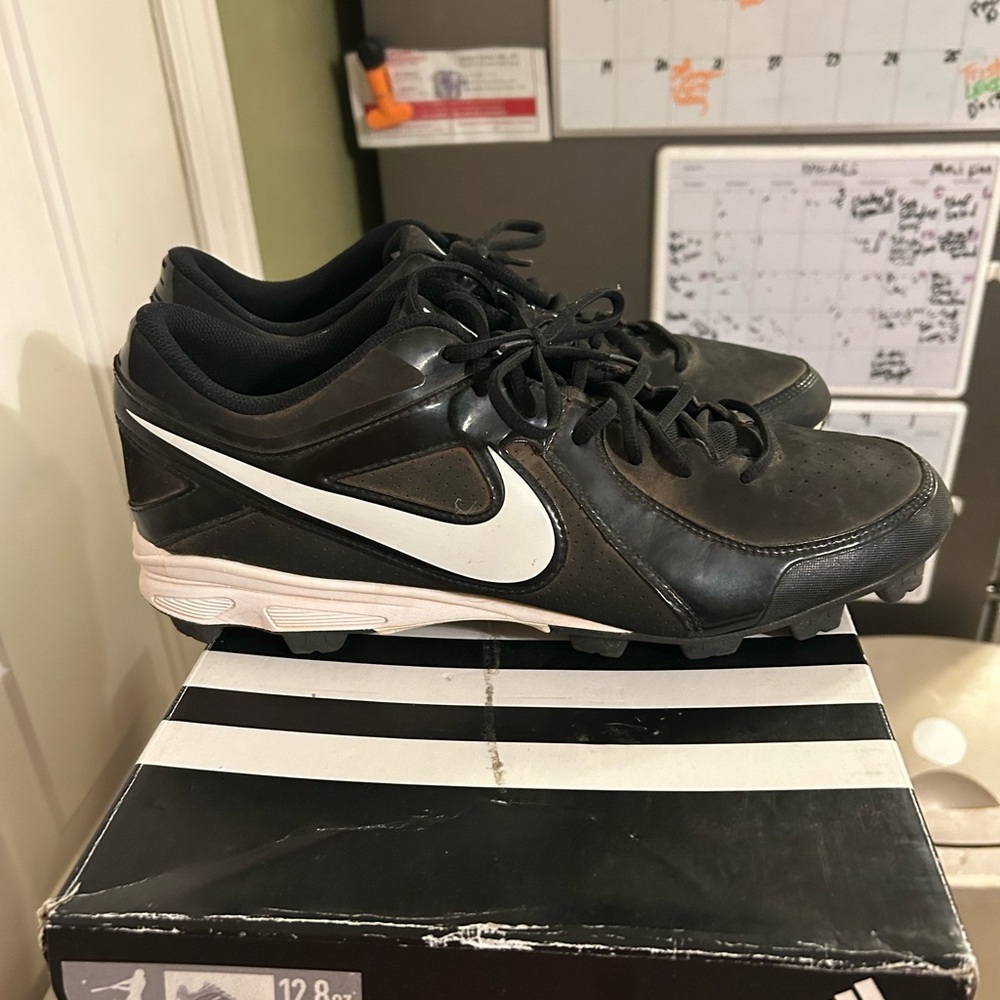 Nike Men's Black Soccer Shoes